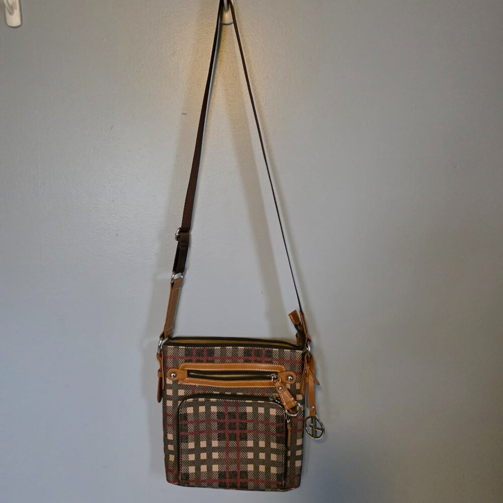 Giani Bernini Cross Body Plaid Purse - Picture 8 of 16